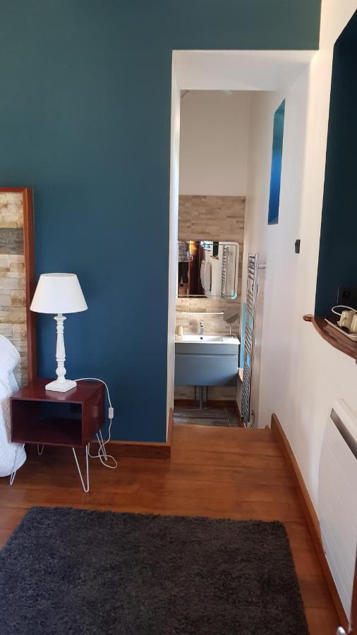 Chateau Le Poiron Bed & Breakfast Pissotte Bagian luar foto